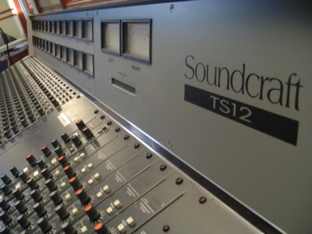 Photo annonce Console SOUNDCRAFT TS12 & Automation Optifile