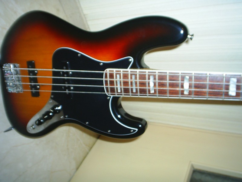 Photo annonce Fender Jazz Bass Classic 70 s 3TS