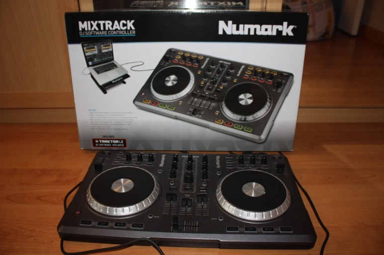 Photo annonce Numark  Mixtrack Controleur