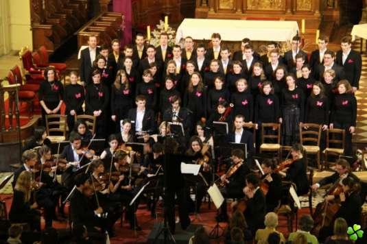 Photo : Choeur orchestre recrute chanteur instrument