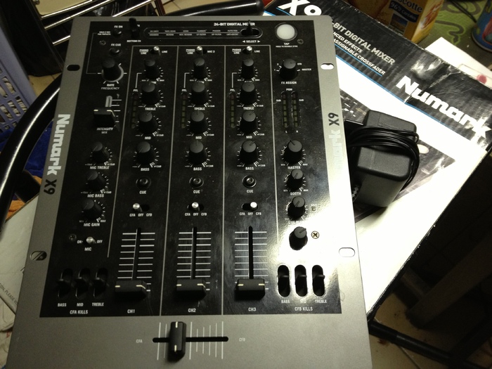 Numark X9 Mixer numerique Petite Annonce TrocMusic