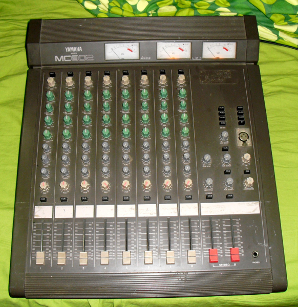Photo annonce Console  Yamaha  MC 802