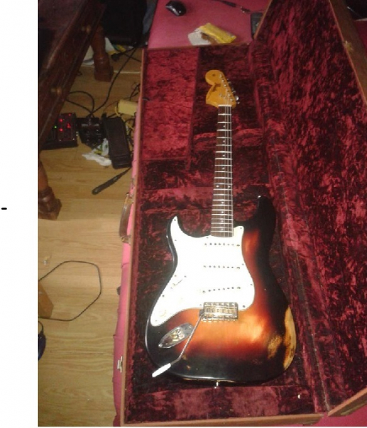 Photo annonce Fender Stratocaster luthier gaucher