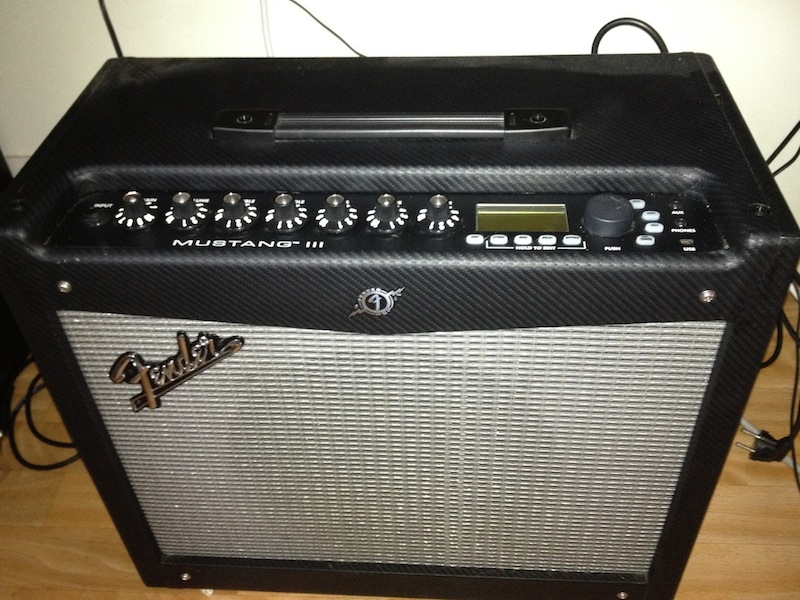 Photo annonce Fender Mustang III 100 watts