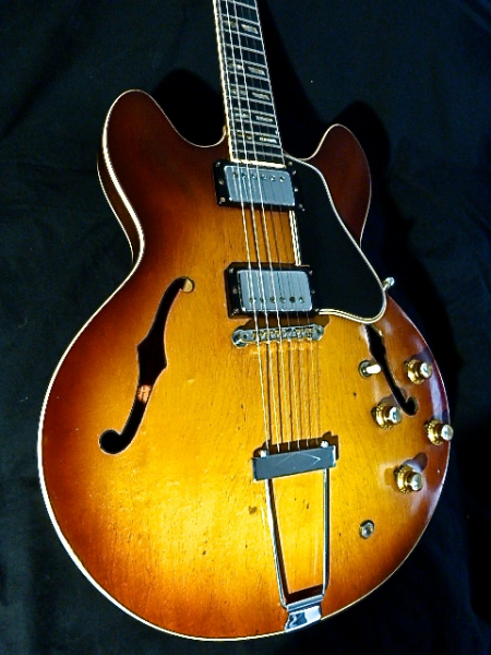 Photo annonce Gibson ES 335 TD de 1966 sunburst