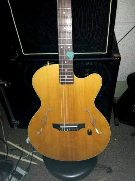 Photo annonce Guitare Yamaha AEX 500 N electro acoustique nylon