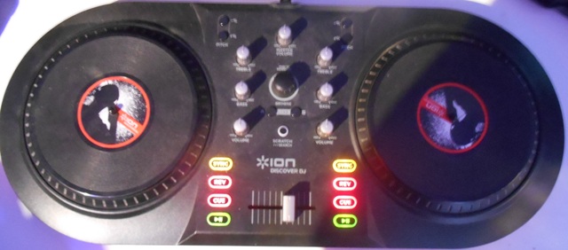 Photo : DJ ION Controleur DJ