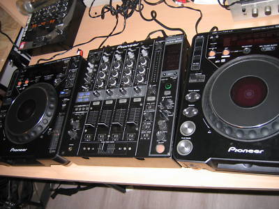 Photo annonce PACK DJ PIONEER 2 CDJ1000 MK3 + DJM 800
