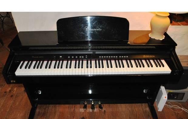 Photo : PIANO DROIT C BECHSTEIN 118 Classic