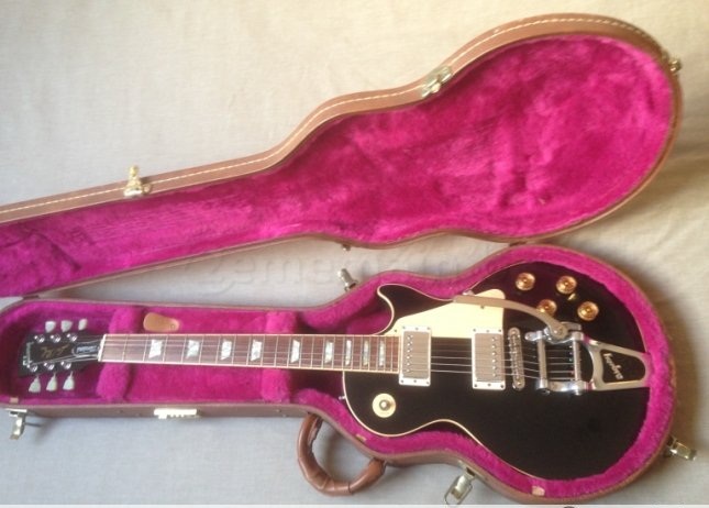 Photo : Gibson Les Paul Standard USA Bigsby 1