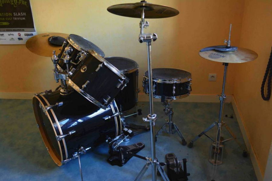 Photo : Sonor    ESF11   & VicFirt Mutes