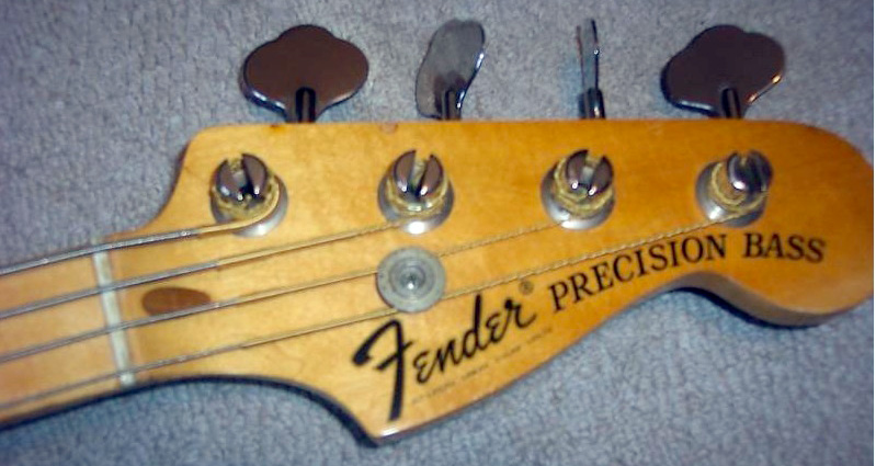Photo : Fender Precision Bass 1973