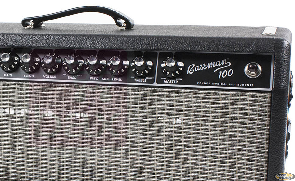 Photo annonce Fender       Bassman 50 ou 100 watts