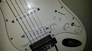 Photo annonce Fender stratocaster G 5 VG + roland gr33