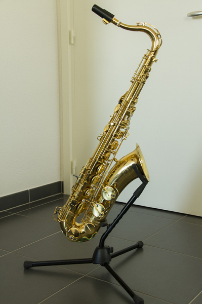 Photo : Saxophone Tenor  + bec Otto Link + trepied