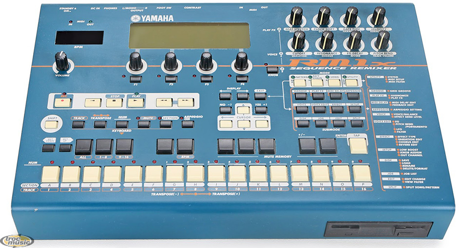 Photo : Yamaha RM1x Groove box Sequenceur
