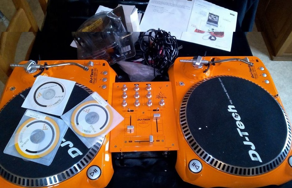 Photo : Table de mixage DJ Tech