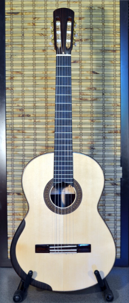 Photo annonce Guitare classique fabrication artisanale de 2015
