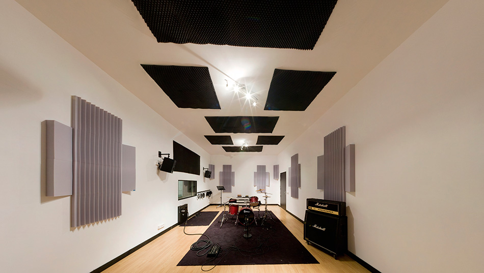Photo : Studios de repetition au mois Warm Audio