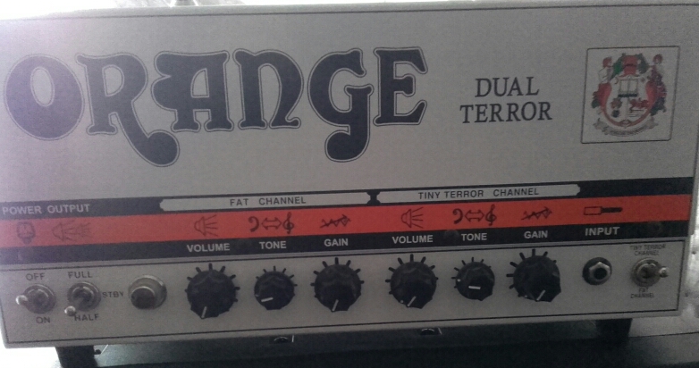 Photo : Orange         Dual Terror contre tete Terror bass