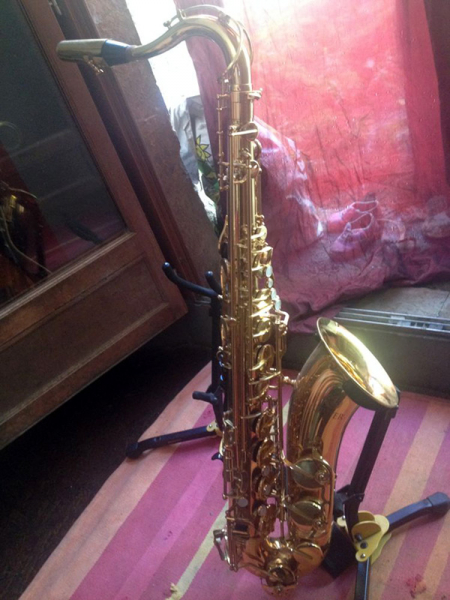 Photo : Jupiter        Saxophone Tenor + bec selmer
