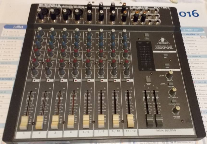 Photo annonce Behringer   MX   1602 Console de mixage