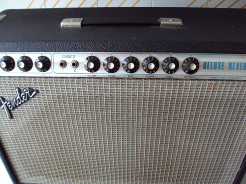 Photo annonce Fender   Reverb  Deluxe Silverface 1977