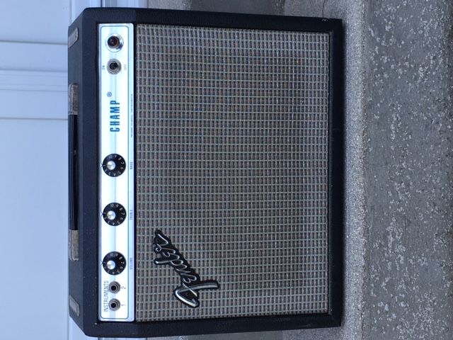 Photo annonce Fender   Champ   Silverface de 1975
