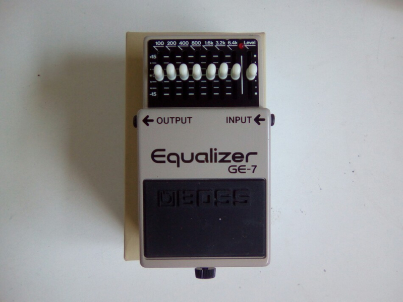 Photo : Boss     GE7     Equalizer graphique