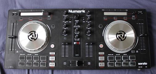 Photo : Numark Mixtrack Pro 3 Controleur DJ