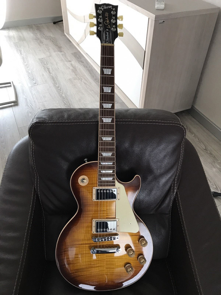 Photo : Gibson Les Paul Standard 100 th Anniversary