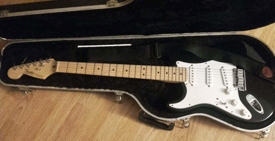 Photo : Fender American Pro Stratocaster gaucher