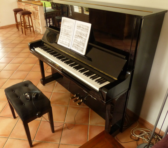 Photo annonce Piano droit Yamaha U3 avec silencieux