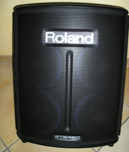 Photo : ROLAND    BA    330 Enceinte amplifiee