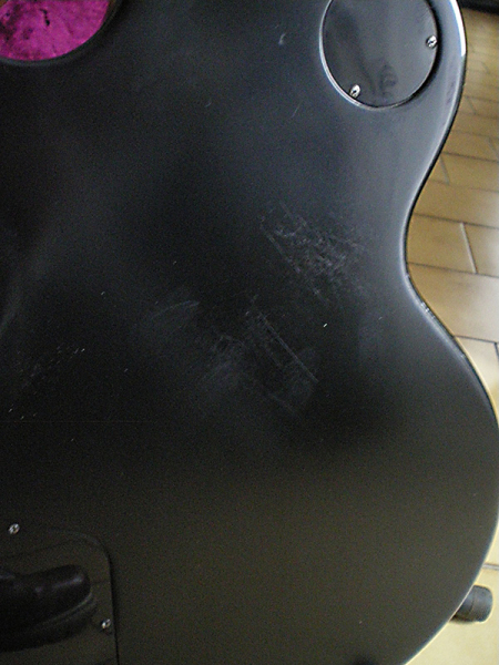 Photo : Gibson Les Paul Gothic de 2004