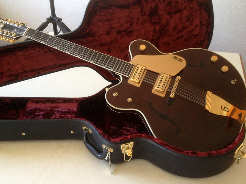 Photo : Gretsch   6122   12 Chet Atkins Country Gent