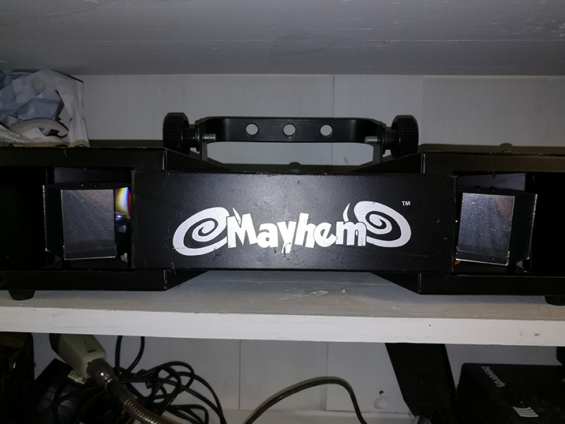 Photo : Projecteur LEDs Double  MAYHEM de CHAUVET 