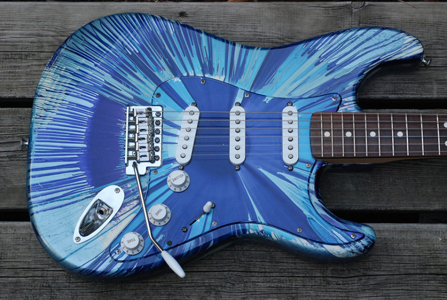 Photo : Fender Stratocaster Splatter