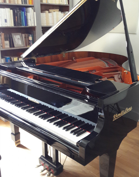 Photo : Piano grand quart de queue Wend & Lung 178 cm