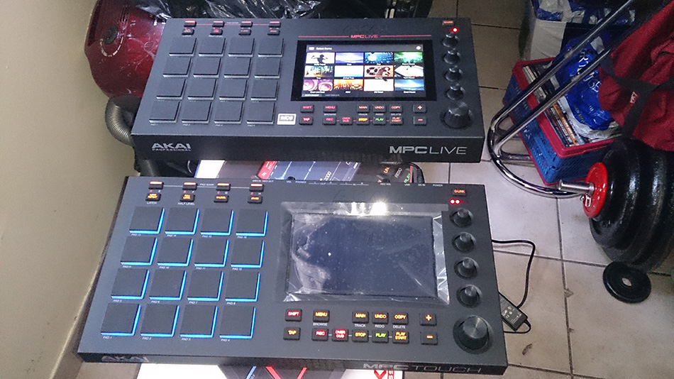 Photo annonce Akai     MPC    Touch 