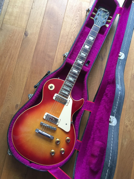 Photo : GIBSON         DELUXE 1975 MINT