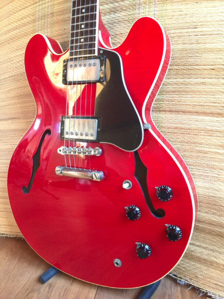 Photo annonce Gibson  ES335   Dot Cherry 1990 min