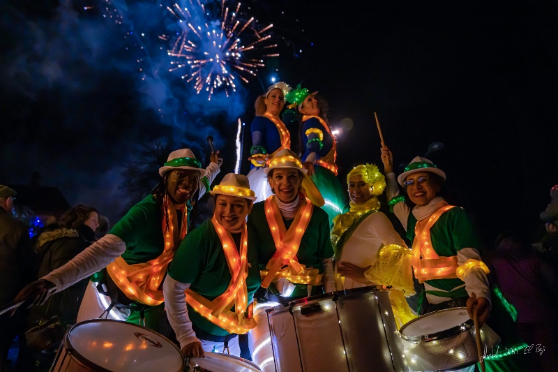 Photo : Parade lumineuse sous les tropiques bresil