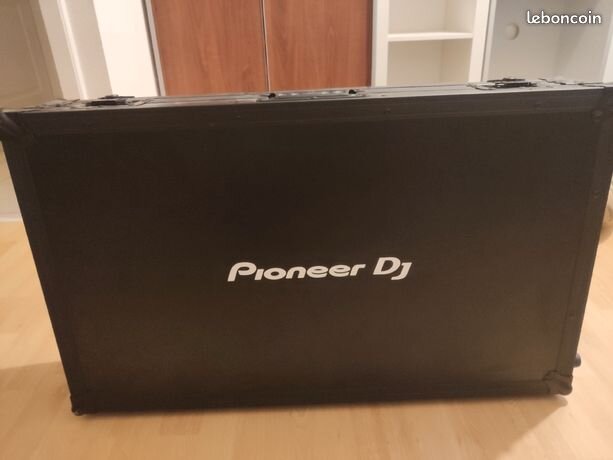 Photo annonce Pioneer    FLT   XDJ RX