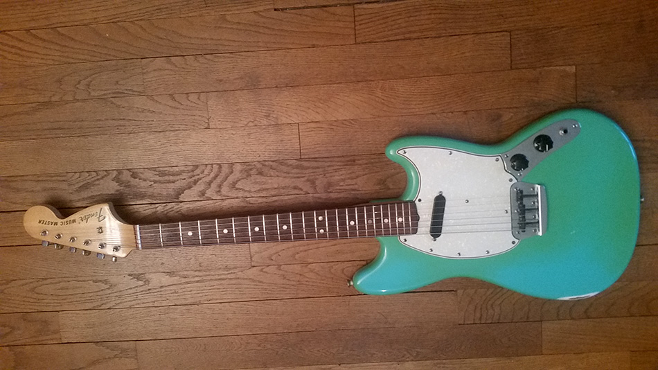 Photo : Fender         Musicmaster 1974 usa vintage