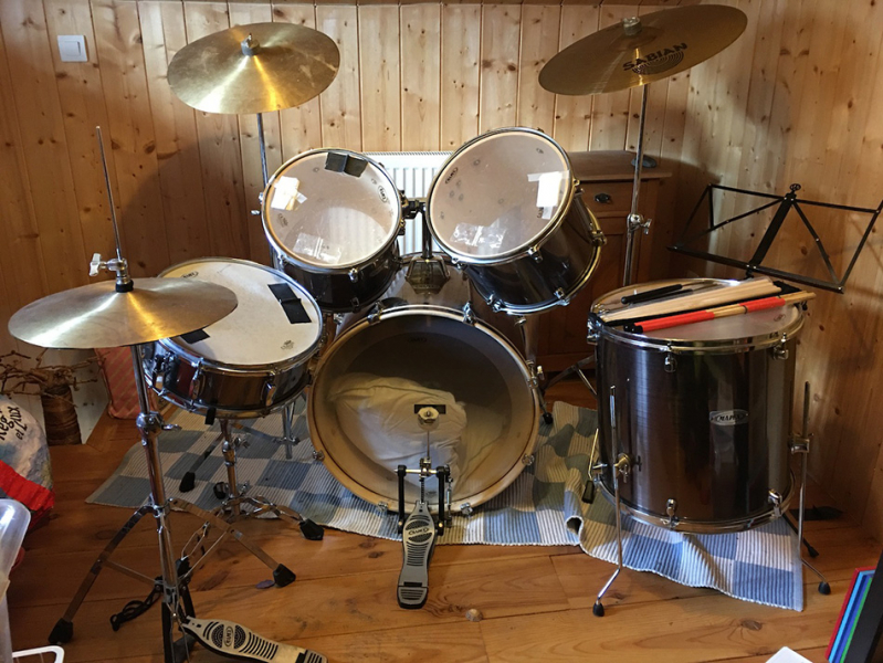 Photo : MAPEX           22 5 futs Kit complet