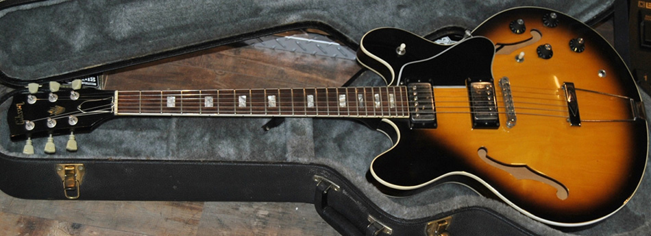 Photo : Gibson    ES     335 de 1976