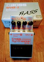 Photo : Boss     Bass    Synthetizer SYB 3