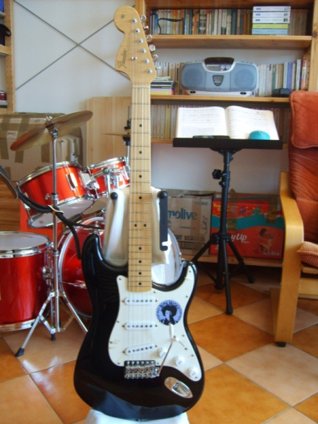 Photo annonce Fender Strat Voodoocaster signature Hendrix