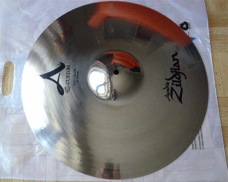 Photo : Zildjian A Custom 18 Fast Crash